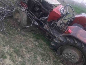Kontrolden Çıkan Traktör Devrildi: 1 Ölü