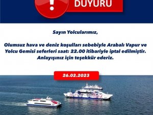 İ̇zmir’de Deniz Ulaşımına Fırtına Engeli