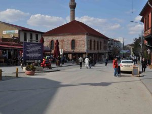 Depremlar Odunpazarı Bölgesindeki Esnafların Da İşlerini Olumsuz Etkiledi