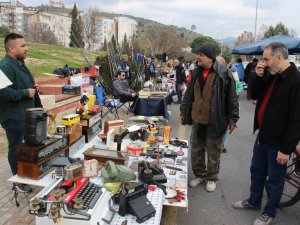 Bu Pazara Gelen İnsanlar ’Geçmişe Yolculuk’ Yapıyor