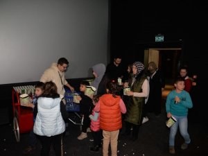 Depremden Etkilenen Çocuklara Sinema Keyfi