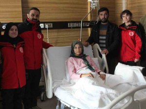 Enkaz Altından 13’üncü Saatte Çıkarılan Hatice İle Kurtarma Ekibinin Duygusal Buluşması