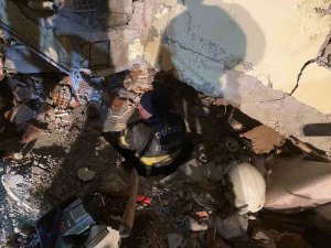 Yıkıntıların Arasından Birçok Canı Kurtaran Kahraman Ekibin Müdürü O Anları Anlattı