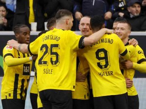 Borussia Dortmund Yeni Yıldaki Formuyla Dikkat Çekiyor