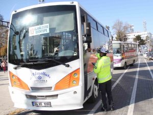 Uşak’ta Bin 77 Sürücüye Para Cezası Kesildi