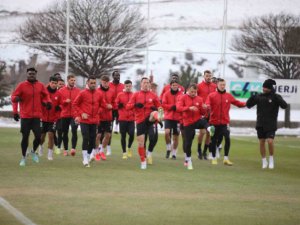 Sivasspor’da Fatih Karagümrük Hazırlıkları Sürüyor