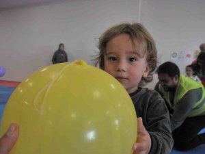 Çukurova Belediyesi Psikososyal Destek Ekibi Yurtlarda