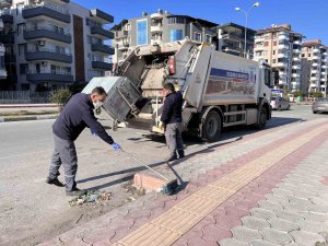 Selçuklu Belediyesi Antakya Ve İ̇skenderun’da Çalışmalarını Sürdürüyor