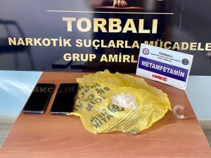 Aile Görünümlü Uyuşturucu Tacirleri Tutuklandı