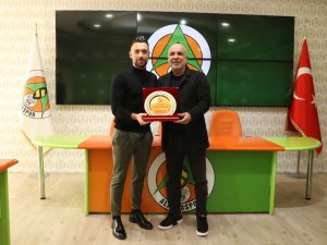 Alanyaspor, Teknik Direktör Farioli İle Yolların Ayrıldığını Açıkladı
