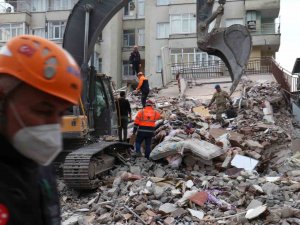 Malatya’da İki Noktada Arama Kurtarma Çalışması Devam Ediyor