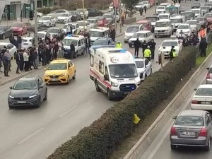 İ̇zmir’de Otomobilin Çarptığı Yaşlı Kadın Hayatını Kaybetti