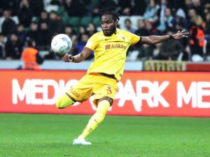 Joseph Attamah Sahalara Döndü