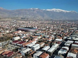 Erzincan’da Ocak Ayında Genel Ticaret Sistemine Göre İhracat 2 Milyon 213 Bin Dolar, İthalat 86 Bin Dolar Olarak Gerçekleşti