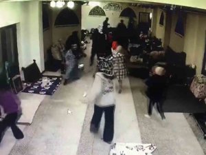 Malatya Depreminde Panik Anları Güvenlik Kamerasına Yansıdı