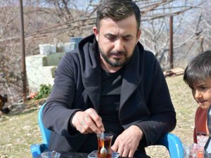 Depremde 8 Yakınını Kaybeden Vatandaş: "Kıyamet Kopuyor Zannettim"
