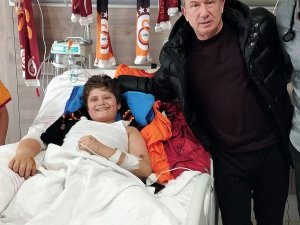 Enkaz Altından Çıkarılan Galatasaraylı Cihan Emir Parlak Hayatını Kaybetti