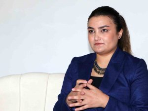 Psikolog Altınay; Depremzedelere, ’Enkaz Altında Kaldın Mı, Bir Yakınını Kaybettin Mi?’ Diye Sormayın