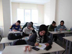 Atabem’de Depremzede Öğrenciler İçin Yks Kurslarına Ek Kontenjan Açıldı