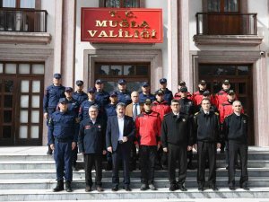 Vali Tavlı Arama Kurtarma Timleri İle Bir Araya Geldi