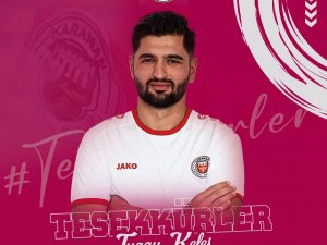 Es Elazığspor’un Anlaşmaya Vardığı Tugay Keleş Elazığ’a Geldi