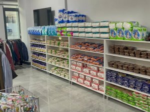 Niğde’de ’Sosyal Market’ Depremzedeler İçin Hizmet Veriyor