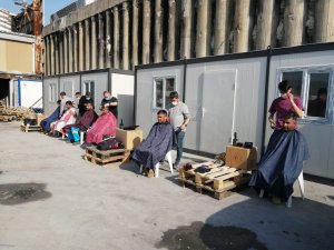 Bolu’dan Hatay’a Giden Gönüllü Berberler Hizmete Başladı