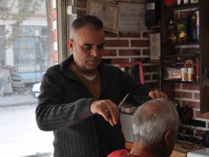 Bazı Berberler Randevu Sistemiyle Çalışmayı Tercih Etmiyor