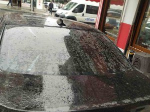 İ̇stanbul’da Yağmur Yerine Çamur Yağdı