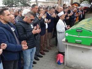 Edremit Esnaf Kredi Ve Kefalet Kooperatifi Başkanı Mustafa Alparslan Son Yolculuğuna Sevenlerinin Gözyaşları İle Uğurlandı