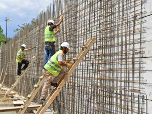 Muratpaşa’da Beton Perde Uygulaması Zorunlu Olacak