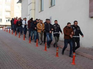 Eş Zamanlı 15 Adrese ‘Kaçakçılık’ Operasyonu: 10 Gözaltı