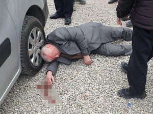Duruşma Sonrası Davalılar Otoparkta Tartıştı, Baltayla Kafasından Yaraladı