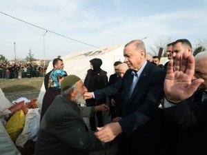 Cumhurbaşkanı Erdoğan: “15 Bin Lira Taşınma Yardımını Bugün İtibarıyla Ödemeye Başlıyoruz”