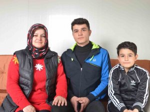 Erdoğan’ın Görüştüğü Aile: "Kendisini İlk Defa Gördüğümüz İçin Çok Heyecanlandık"