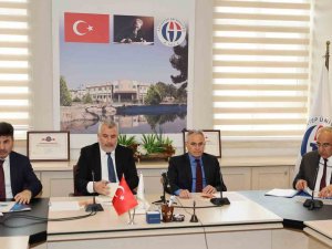 Gaün’de Ösym Koordinatörleri Değerlendirme Toplantısı