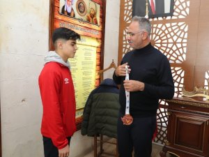 Şampiyon Sporcu Ödüllendirildi