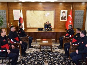 Karabüklü İtfaiyeciler Enkazdan Kurtardıkları Şevval’i Unutamıyor