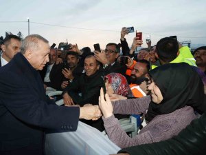 Cumhurbaşkanı Erdoğan, Doğanşehir’de Konteyner Kenti Ziyaret Etti