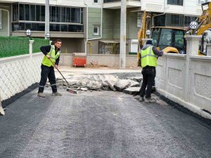 Kütahya’nın Dumlupınar Mahallesi’ne Sıcak Asfalt