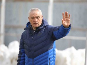 Rıza Çalımbay: “Fiorentina’yı Gözümüzde Büyütmüyoruz”