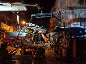 Alkollü Sürücü Ortalığı Savaş Alanına Çevirdi: 3 Yaralı
