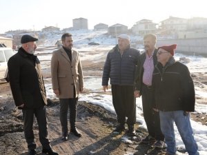 Başkan Çolakbayrakdar: “Depremzede Kardeşlerimizin Her Zaman Yanındayız”