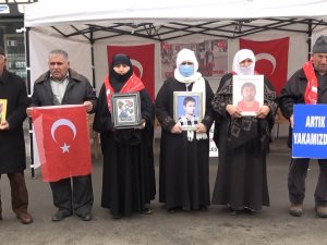 Ailelerin Evlat Nöbeti Üç Hafta Sonra Tekrar Başladı