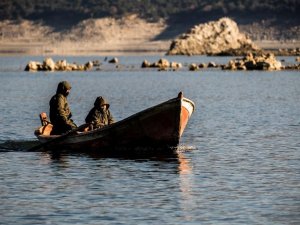 Salihli’de Su Ürünleri Av Yasağı Başladı