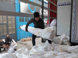 Deprem Bölgelerine Yenimahalle Desteği Sürüyor