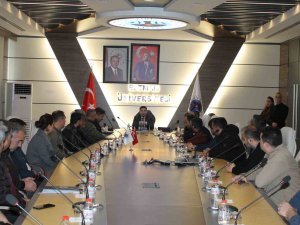 Deprem Çalışmalarına Destek Veren Personele Teşekkür Belgesi Verildi