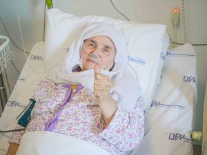 Depremzedenin 4 Damarı Değişti, Hüznü Ve Sevinci Bir Arada Yaşadı