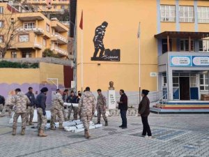 Msb Öğrenciler İçin Çadır Sınıf Kurmaya Devam Ediyor