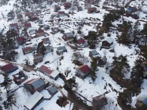 Bolu’nun Yüksek Kesimlerinde Karlar Erimeye Başladı